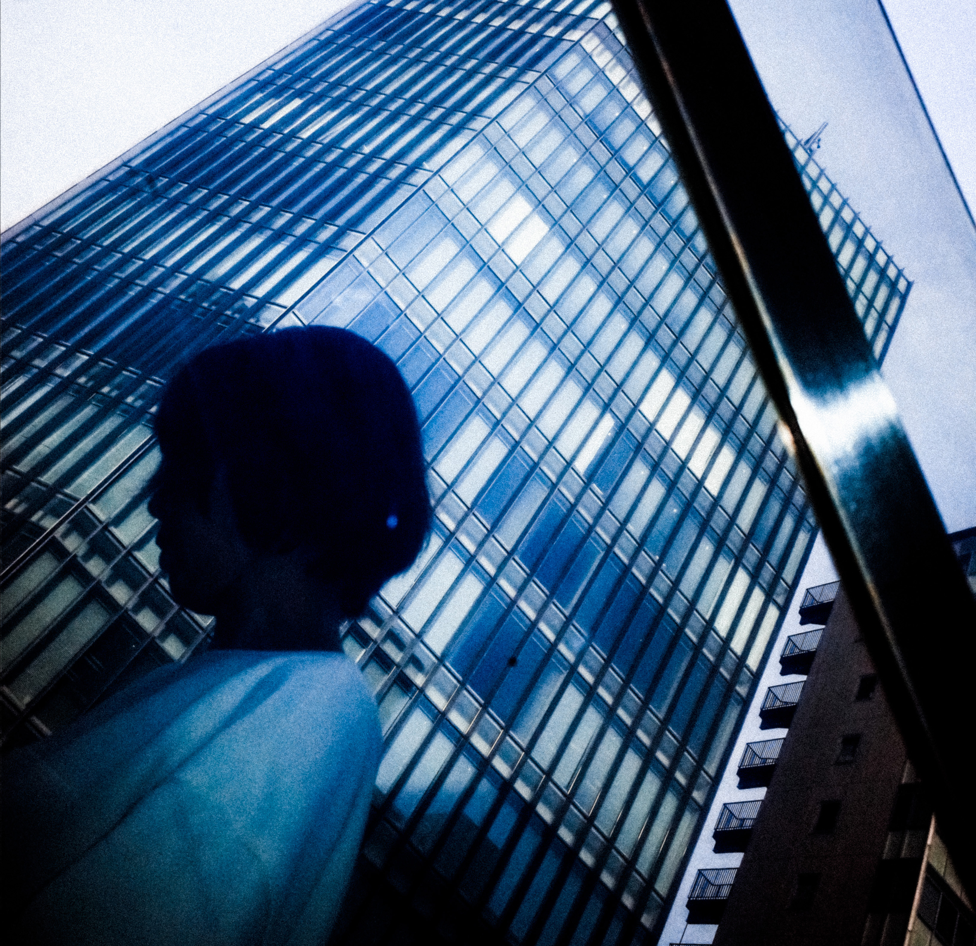 Still from TOKYO GLANCES by Cindy Nguyen